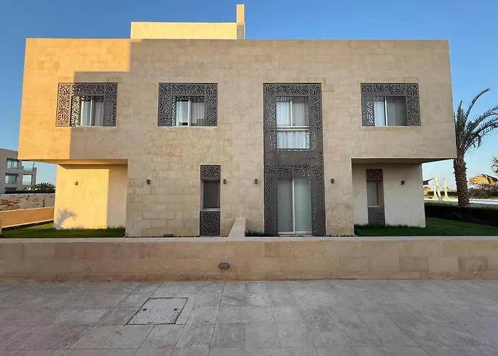 Casa Mangroovy Villa *